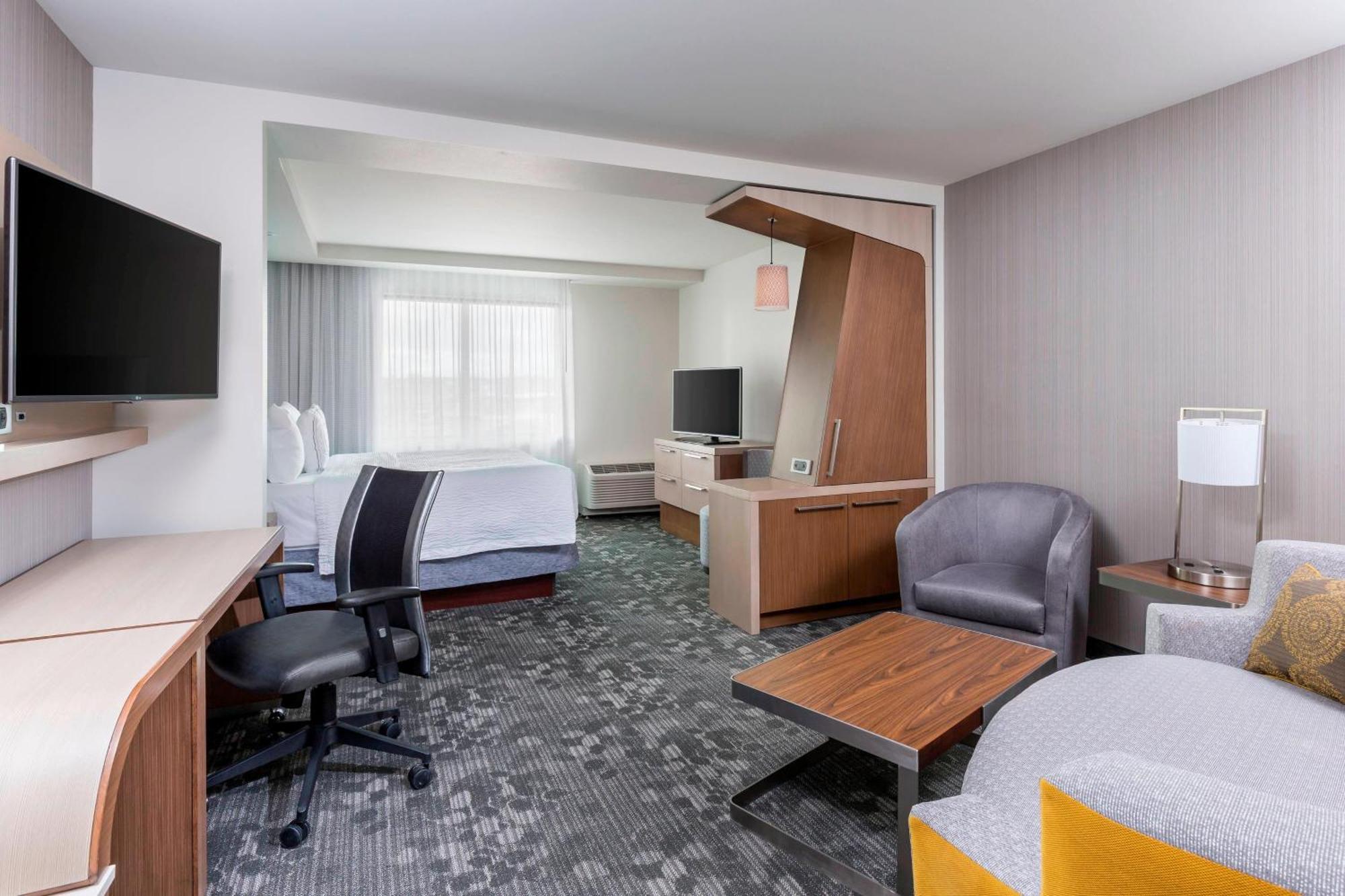 Courtyard By Marriott Bismarck North Hotell Eksteriør bilde