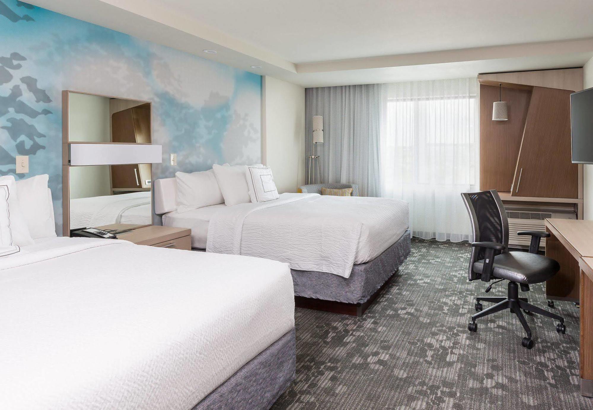 Courtyard By Marriott Bismarck North Hotell Eksteriør bilde